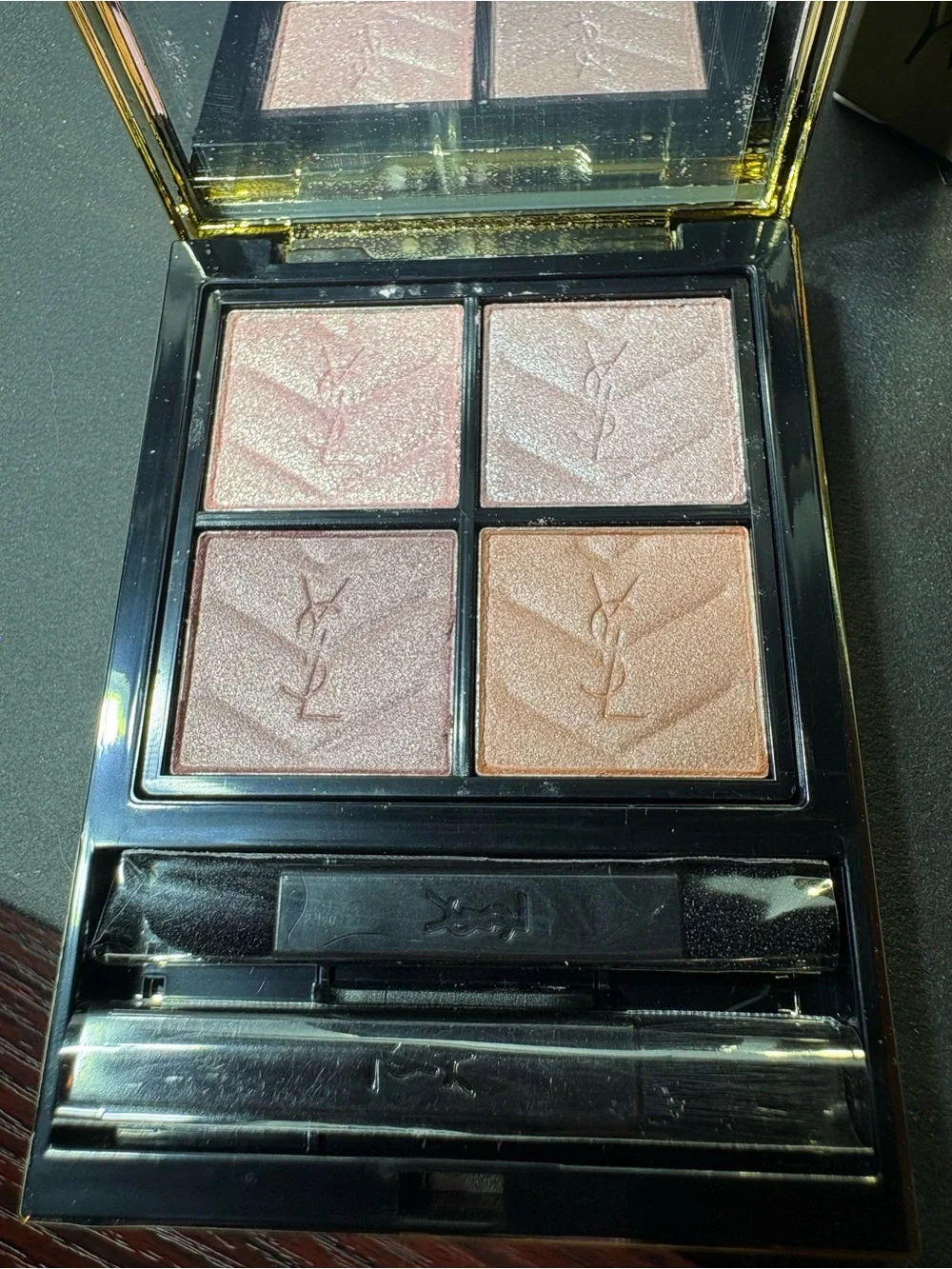 Yves Saint Laurent 400 - Babylone Roses